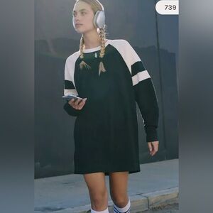 Heritage sport dress